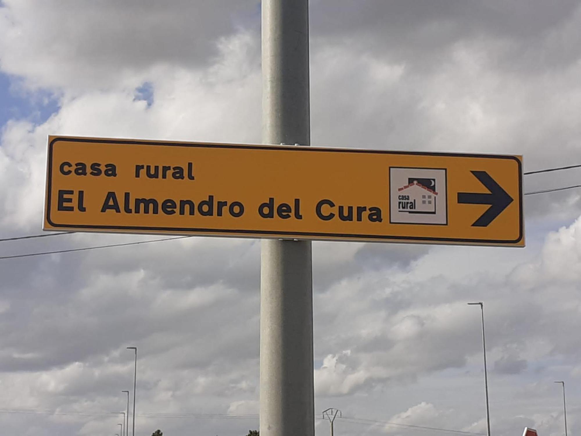 Willa El Almendro Del Cura Villarmayor  Zewnętrze zdjęcie